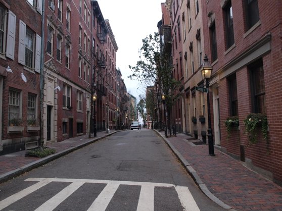 代表の小松志行が撮影したボストンのレンガ造りの街並み